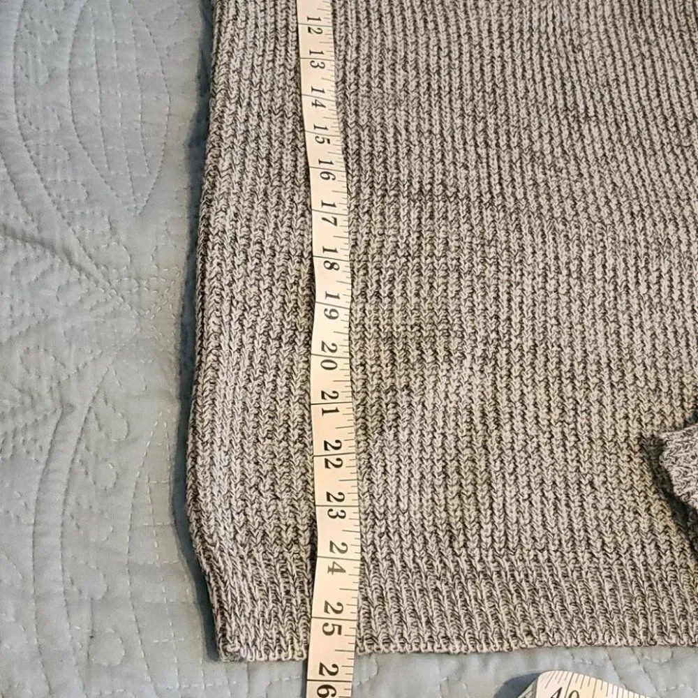 Love tree sweater size s